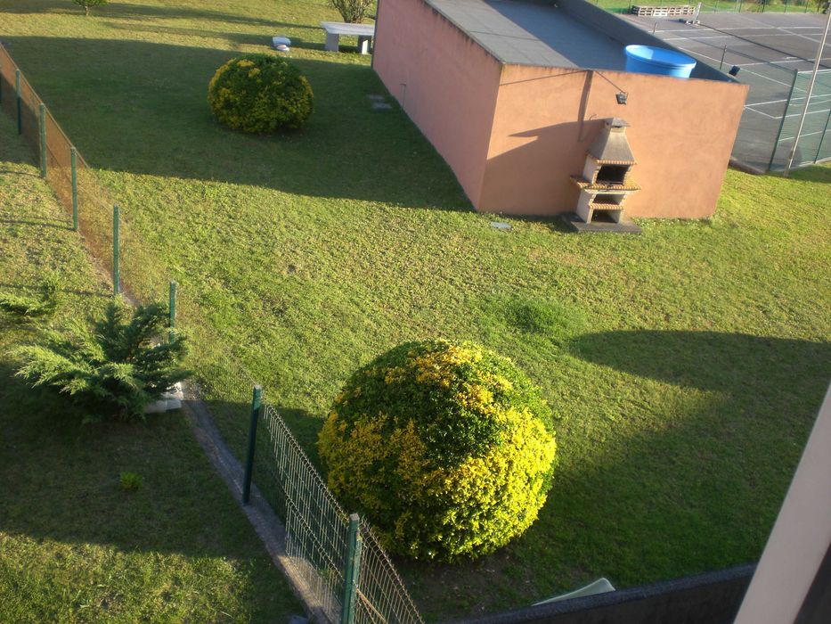 Bela câmara digital - Casio Exilim EX-Z75