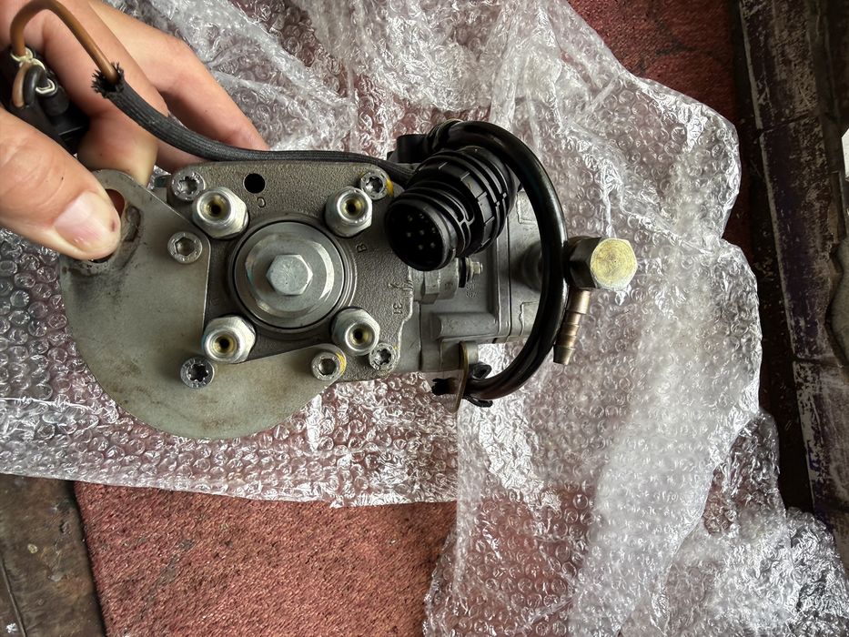 Bomba injetora renault Bosch
