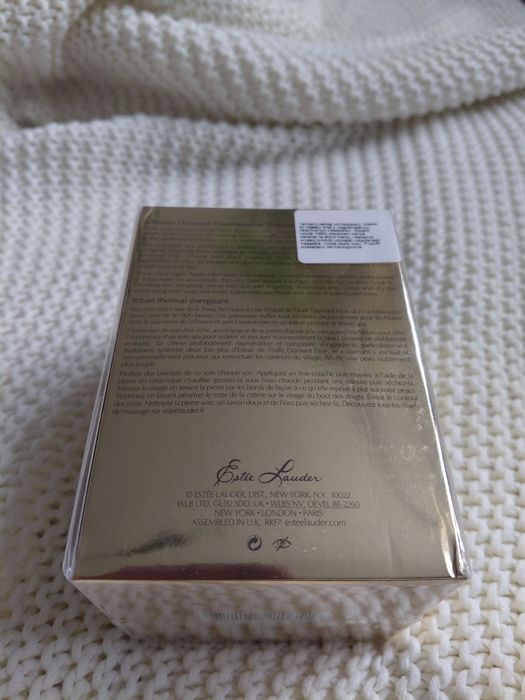 Re-Nutriv Ultimate Diamond Transformative Thermal Ritual Mask and Warm