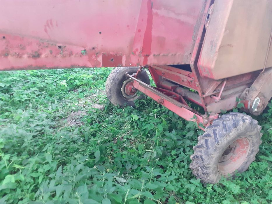 Комбайн Massey Ferguson 187