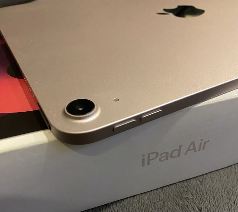 COMO NOVO Ipad Air 5th Gen | 64gb | Wi-fi | Rose Gold