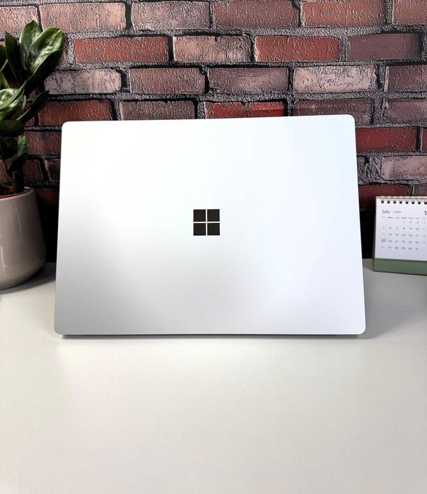 Сенсорний ноутбук Microsoft Surface Laptop 3·i5-1035G7·8GB·SSD 256GB·15.6" 2256x1504·2K·Металевий·тонкий·срібний·легкий·стильний·потужний·для роботи
