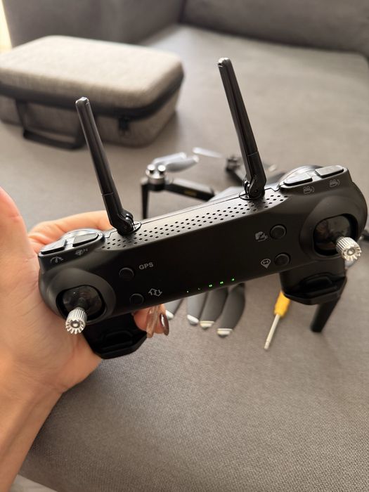 Drone SG108 GPS Smart Drone com Câmara e Comando — Original