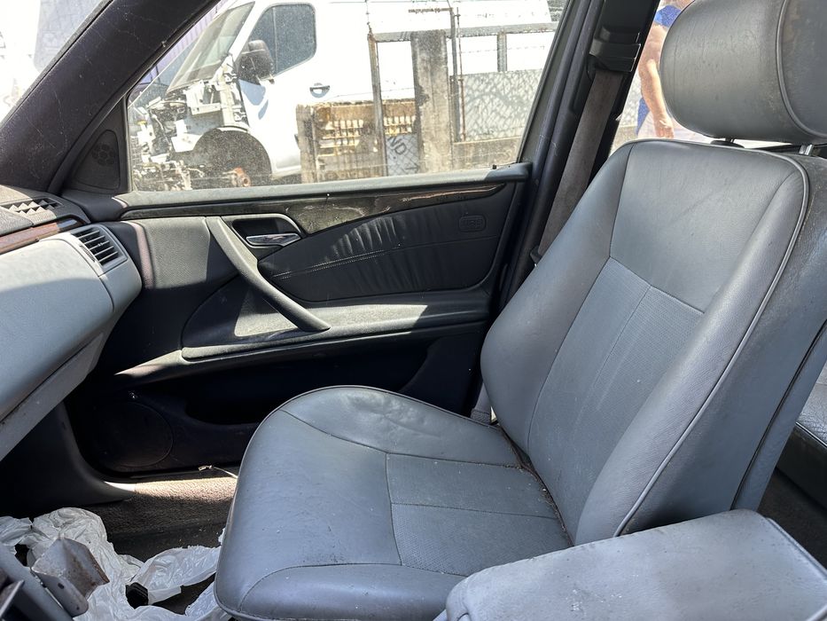 MERCEDES W210 E290 TD PARA PEÇAS