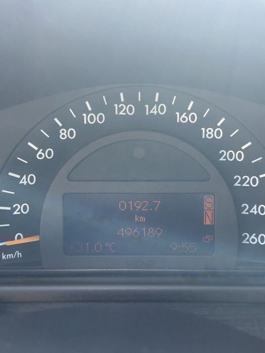 Mercedes C270 CDI AVARIADA