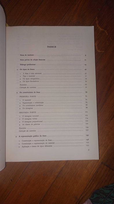 Bases de análise linguística de Françoise Dubois-Charlier