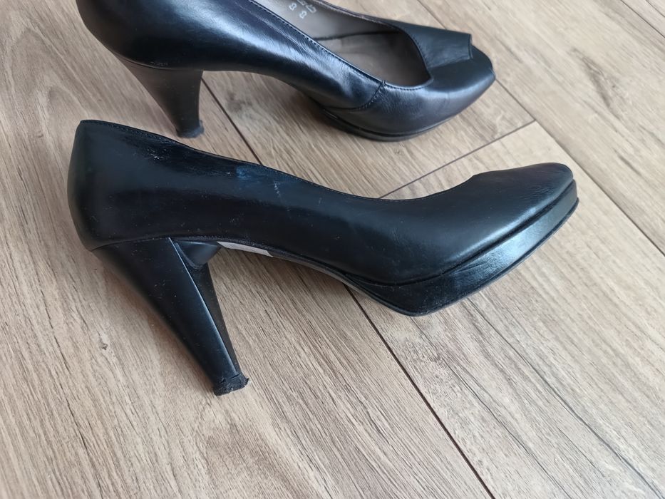 Czarne szpilki na platformie buty na obcasie ryłko 38