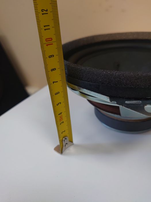 Автомобильный динамик 16см для работы от ГУ. Новые.