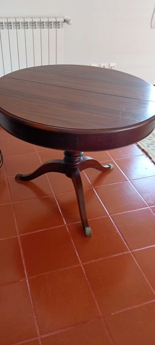 Mesa de sala de jantar - Pé de galo