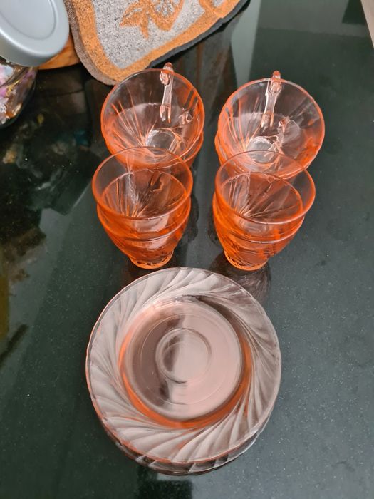 Loiça Chávenas, pires e copos