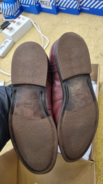 Туфлі шкіряні Clarks