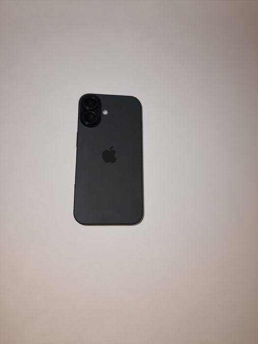 iPhone 16 Recondicionado (128GB)