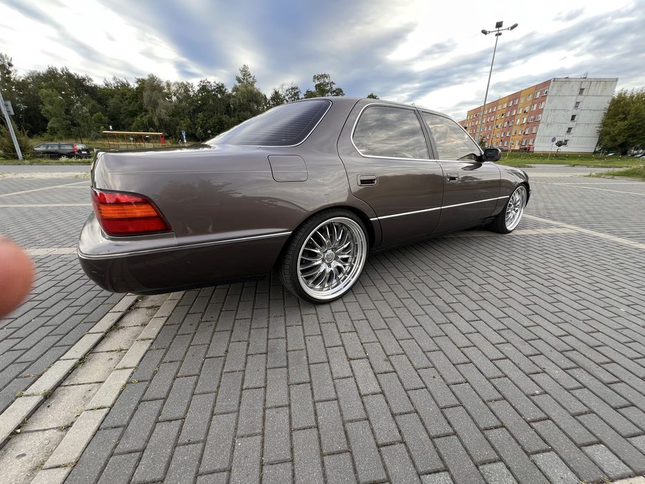 Lexus ls400 Bez rdzy V8 gwint R20 zamienie