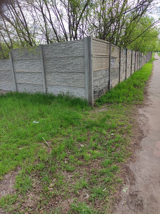 Продаж земельної ділянки, по червоній лінії