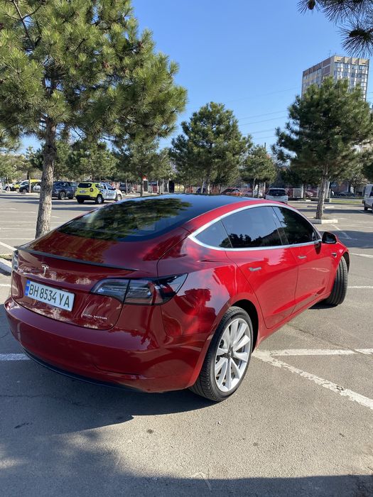 Tesla Model 3 2018