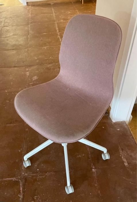 Cadeira Escritório Rosa Ergonómica - c/ rodinhas