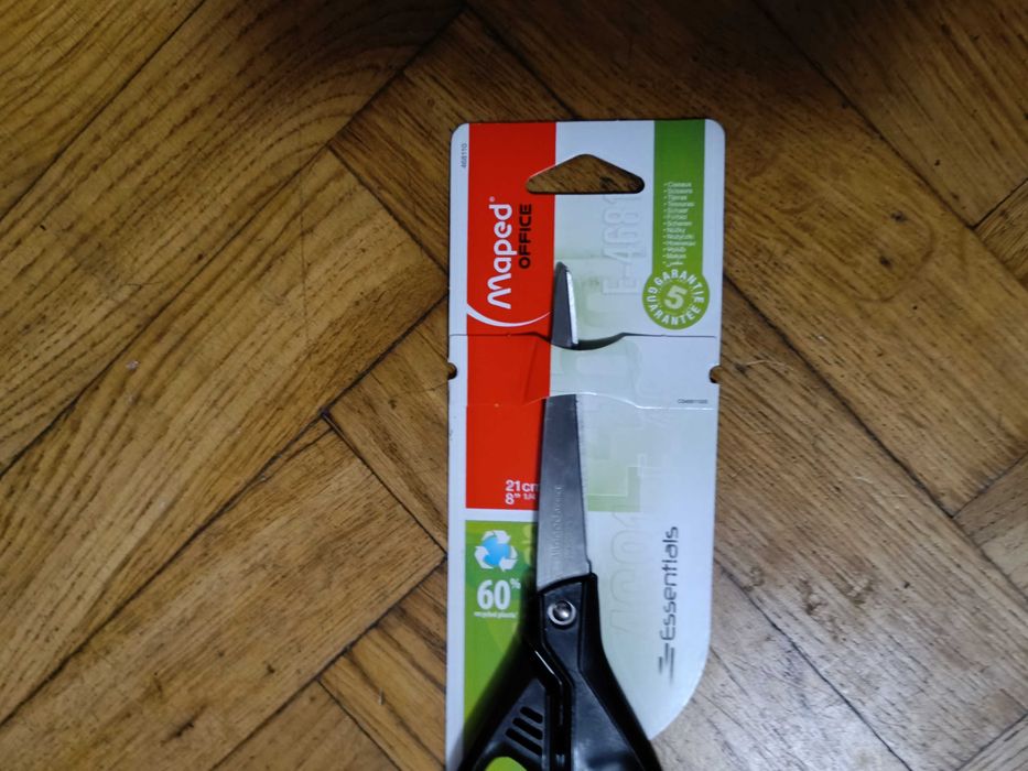 Nożyczki Essentials 21 cm