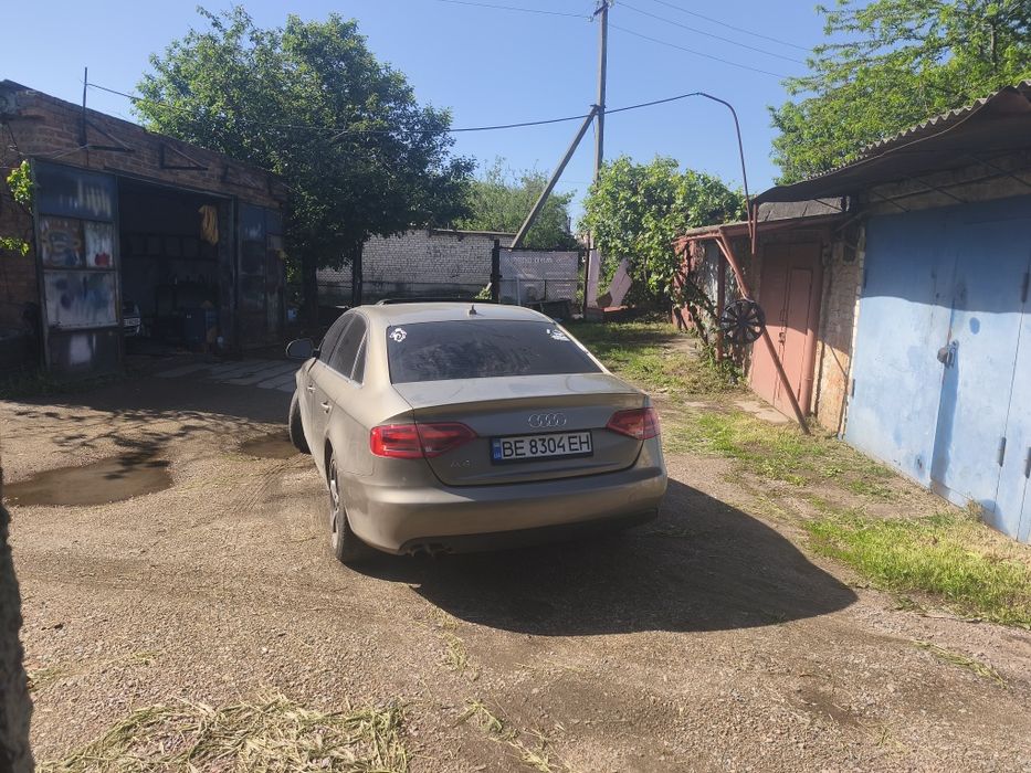 Ауди А4 б8 2.0 TFSI
