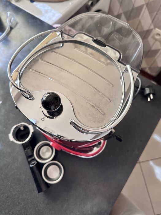 Ekspres ciśnieniowy kolbowy DELONGHI Icona Vintage ECOV 311.R