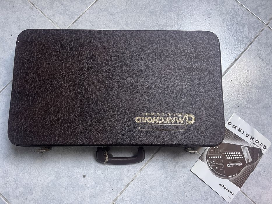 Suzuki omnichord com mala