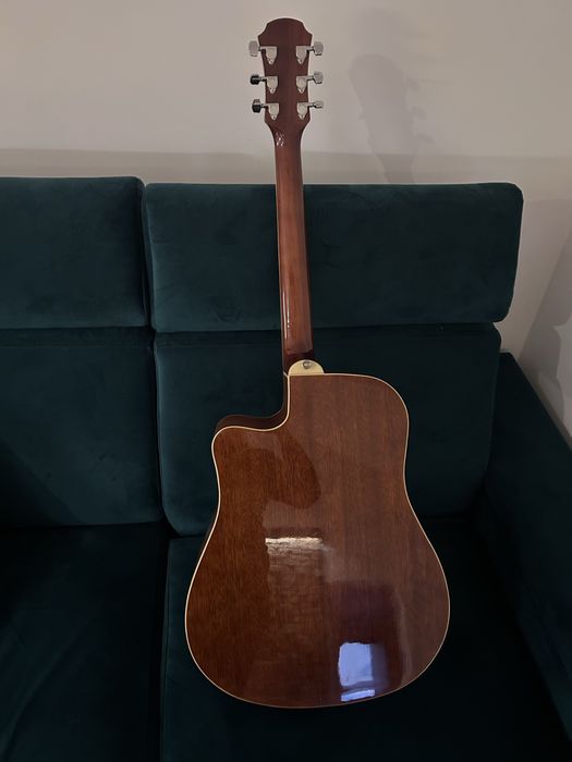 Gitata akustyczno-elektryczna