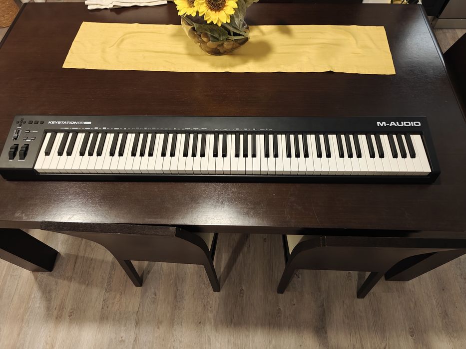 Controlador MIDI M-Audio Keystation 88 MK3