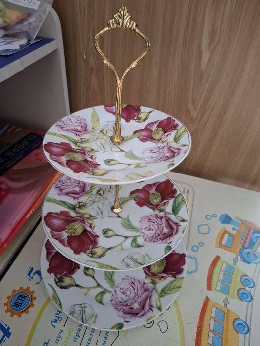 конфетница,етажерка керамическая