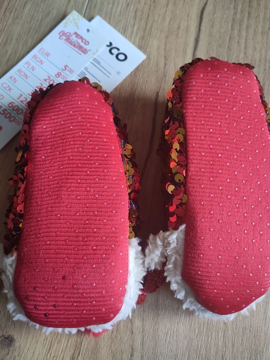 Nowe Kapcie renifery cekiny świąteczne r.19 r.20 r.21