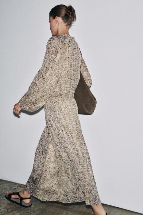 Платье zara вискоза цветы люрекс л и хл оверсайз  можно для беременных