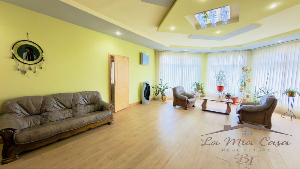 Продаж шикарного будинку , 15 хв від Чернівців