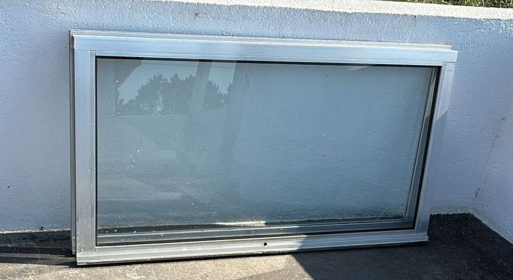 Janela de alumínio (última unidade)