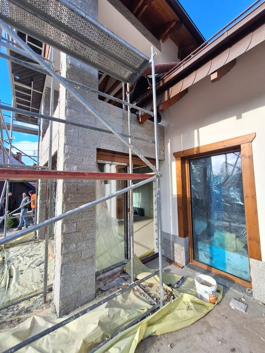 Elewacje z kamienia Granit układanie granitu kostka