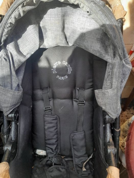Carrinho bebe passeio PIERRE CARDIN 10€