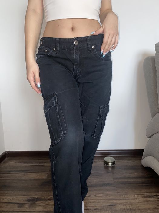 Czarne spodnie cargo, regulowane w pasie ST Léońf