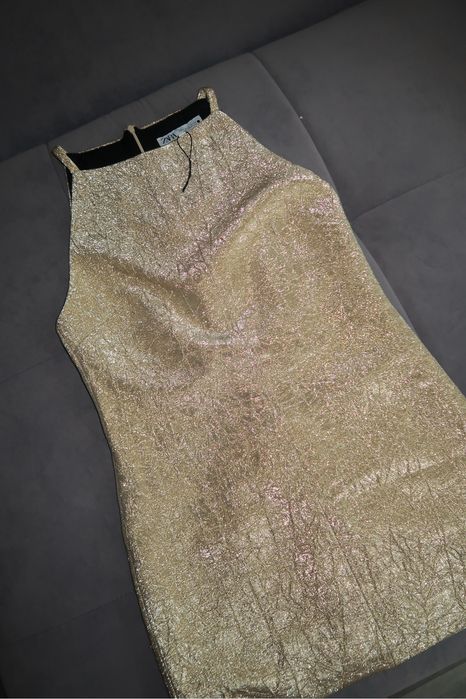 Сяюча вечірня сукня міні Zara ZW Collection