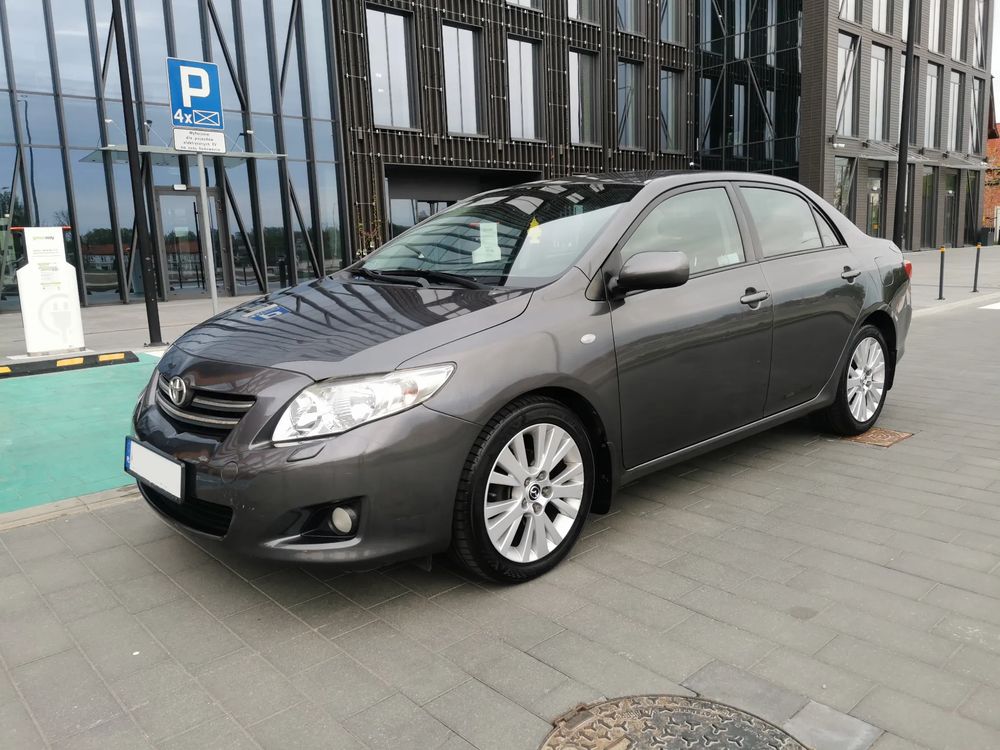 Toyota Corolla 1.6 Luna