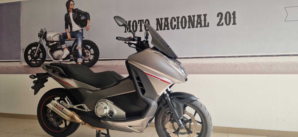 Honda INTEGRA 750S inpecavel