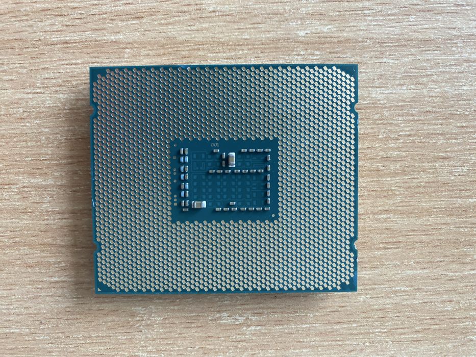 Комлектуючі до компʼютера