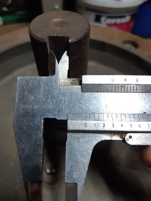 Sprzedam silnik elektryczny 2.2 kw 705 obr/min