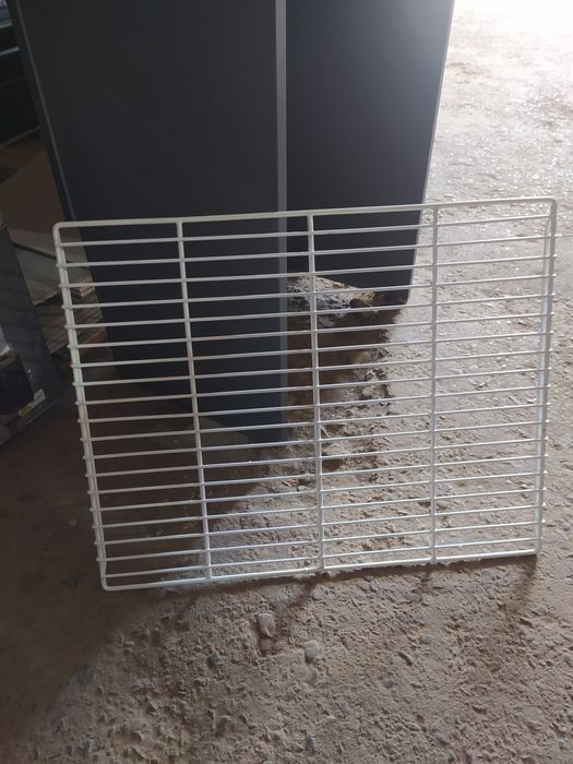 Продаж поличок )))