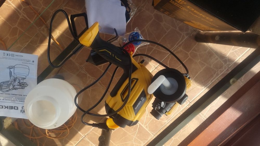 Pistolet malarski elektryczny deko 650 watt