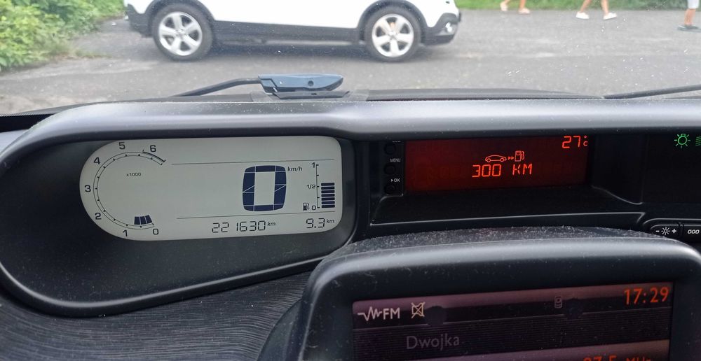 Citroen C3 Picasso 1.6 VTi Exclusive rok 2010 - Benzyna