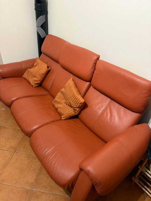 Sofá usado, em bom estado