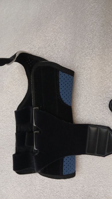 Ортез лучепяст. суставу Bort, розмір S.Права та ліва. Німеч Ціна 1 шт