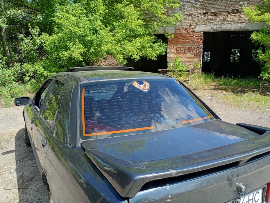 ОБМЕН-ПРОДАЖА .Ford sierra 2.0 онс, інжектор газ бензин