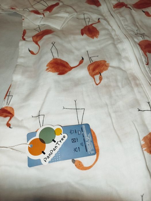 Śpiworek we flamingi