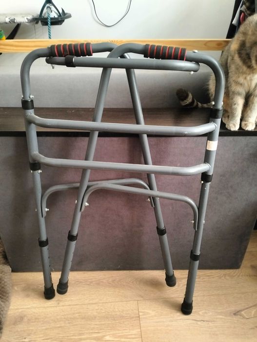 Ходунки-рамки для дорослих