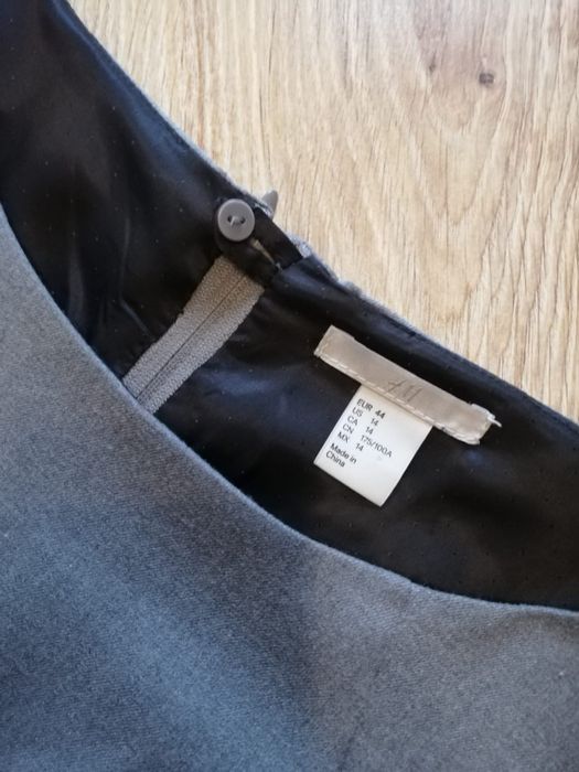 Sukienka, bezrękawnik office H&M, r. 44