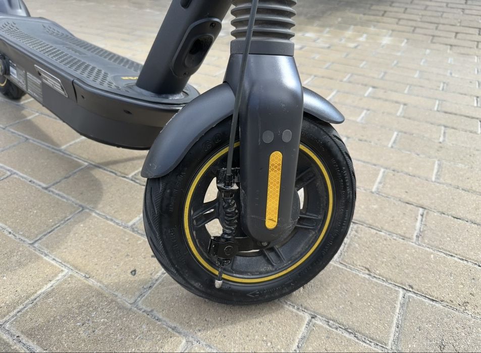 Продам Ninebot Max G2