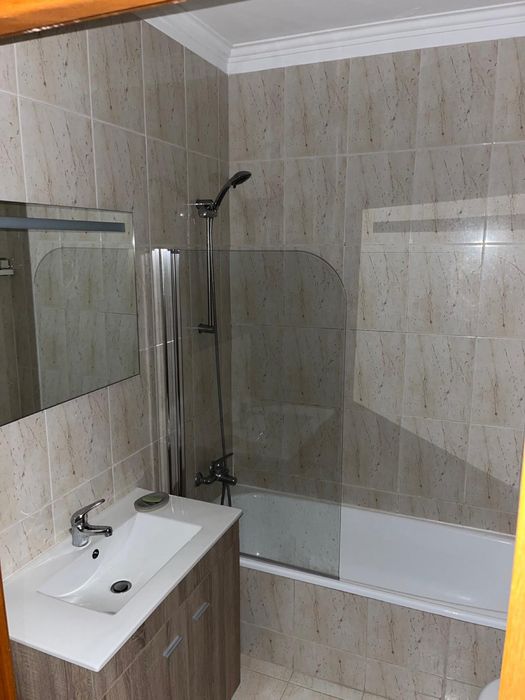 Apartamento T1 - Sao Felix da Marinha